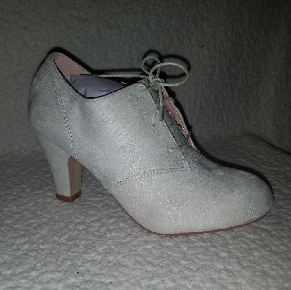🎉HP🎉Leona Oxford High Heels (Color: Stone) - Picture 3 of 8